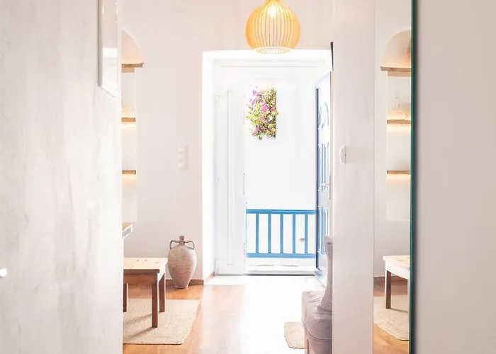 Апартаменты Eleanna's Cycladic *