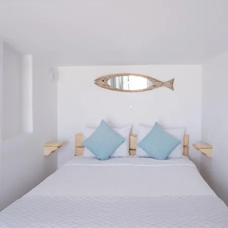 Eleanna's Cycladic Apartment *